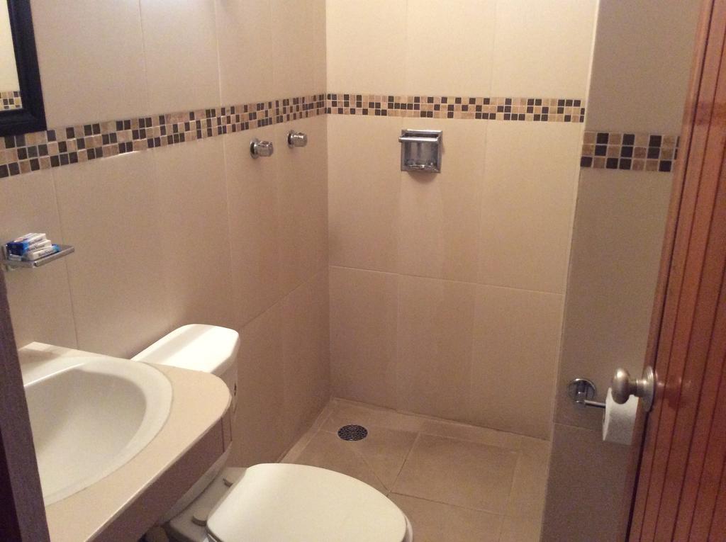 Hotel Juros 卡特马科 客房 照片